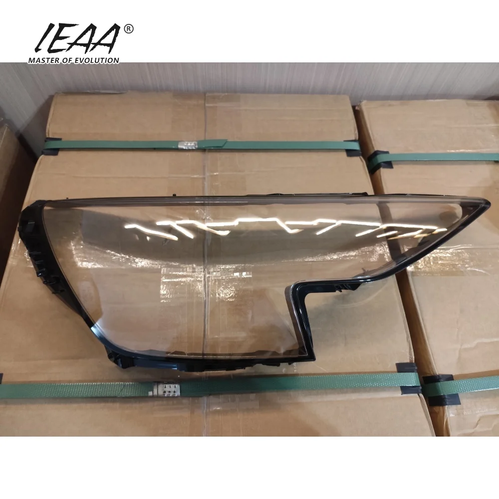Penutup Lensa Lampu Kepala Mobil Pengganti IEAA AUTO Penutup Diffuser Lampu untuk Audi Q8 Lampu Headlamp Penutup Lensa 2024 2025