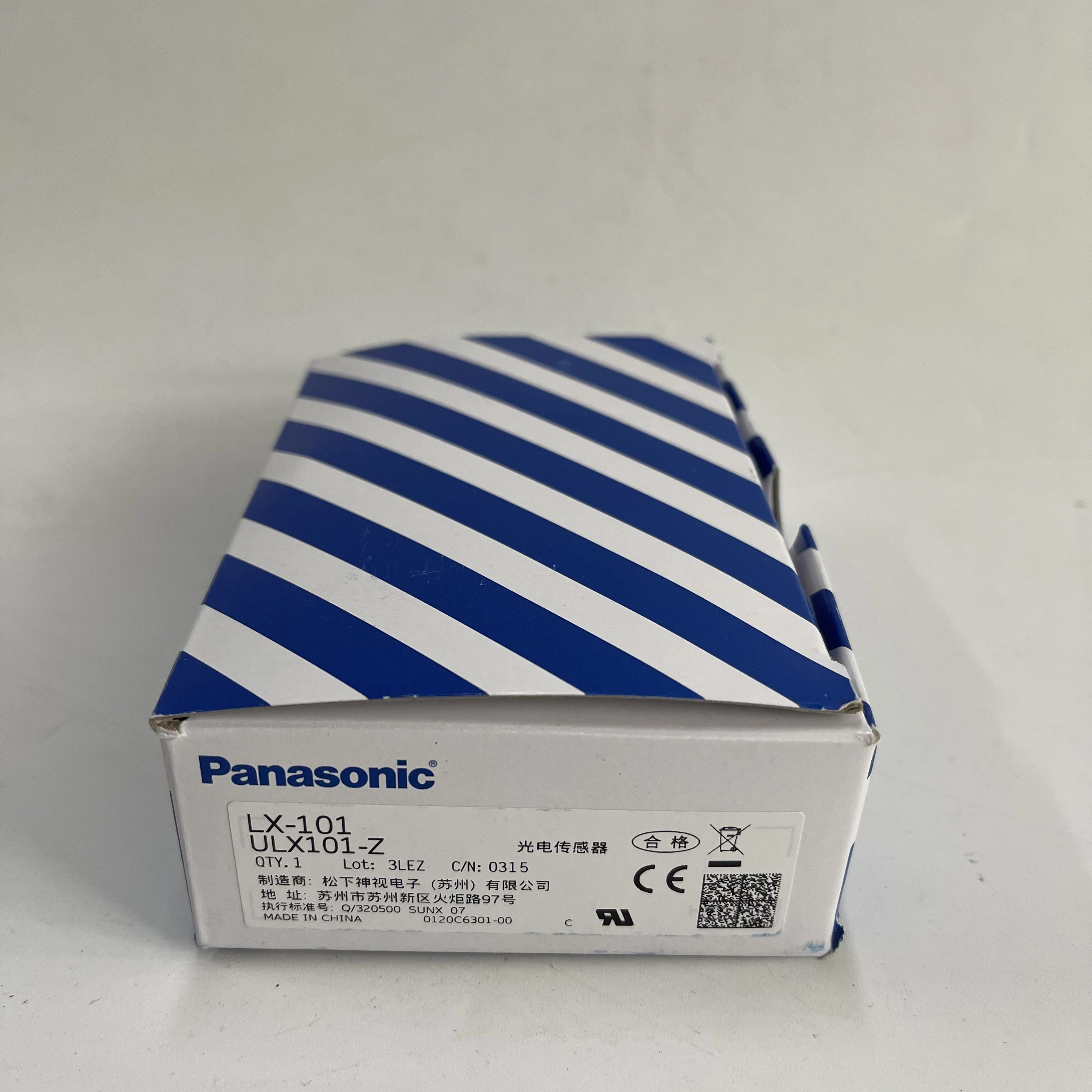 Panasonic Photoelectric Sensor LX-101 ULX101-Z