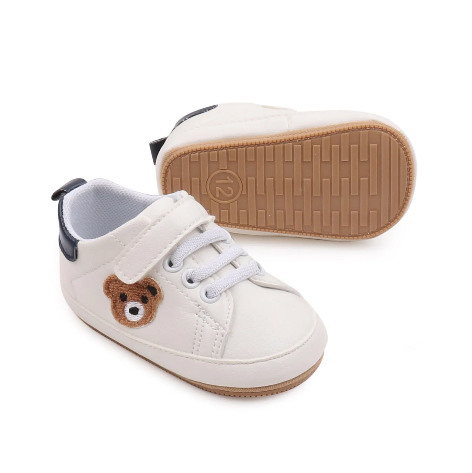 Cute Plush Bear Pattern Decoration Baby Soft Soled Non-slip Toddler Small White Shoes manufacture