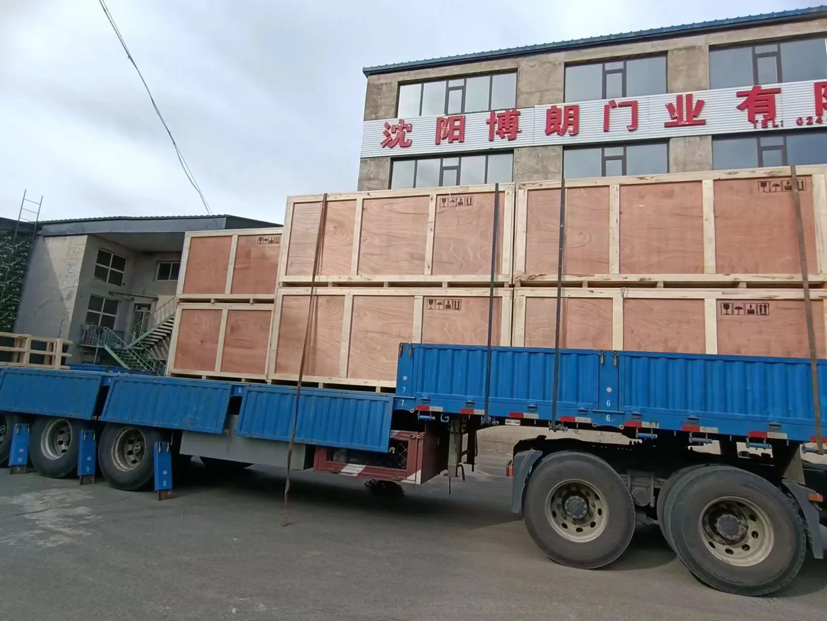 Galvanized Steel Manual Rolling Up Shutter Gate For Container Doors ...