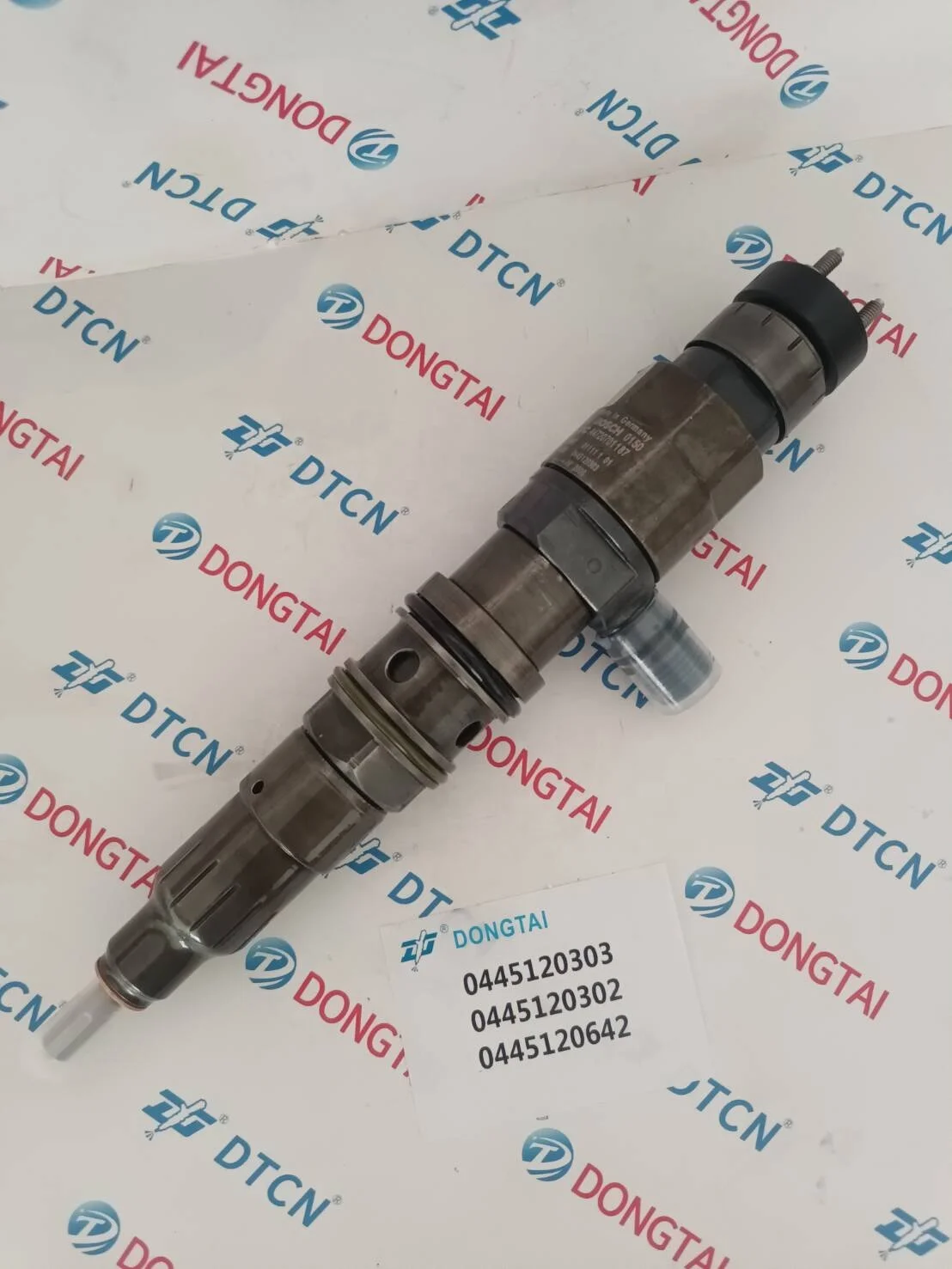 Diesel-Kraftstoffinjektor 0445120303 A4720701187 0445120302 