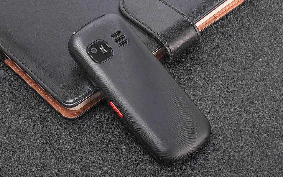 UNIWA 1.7 Inch 1808 SIM Card 1808 Standby Power Bank Triple 2G Magic Voice Big Loudspeaker GSM Function Mobile Phone