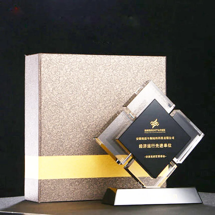Shining Personalized Custom High Quality K9 Crystal Craft Trophy Design Wholesale Honor Plaque Blank Crystal Trophy and Award