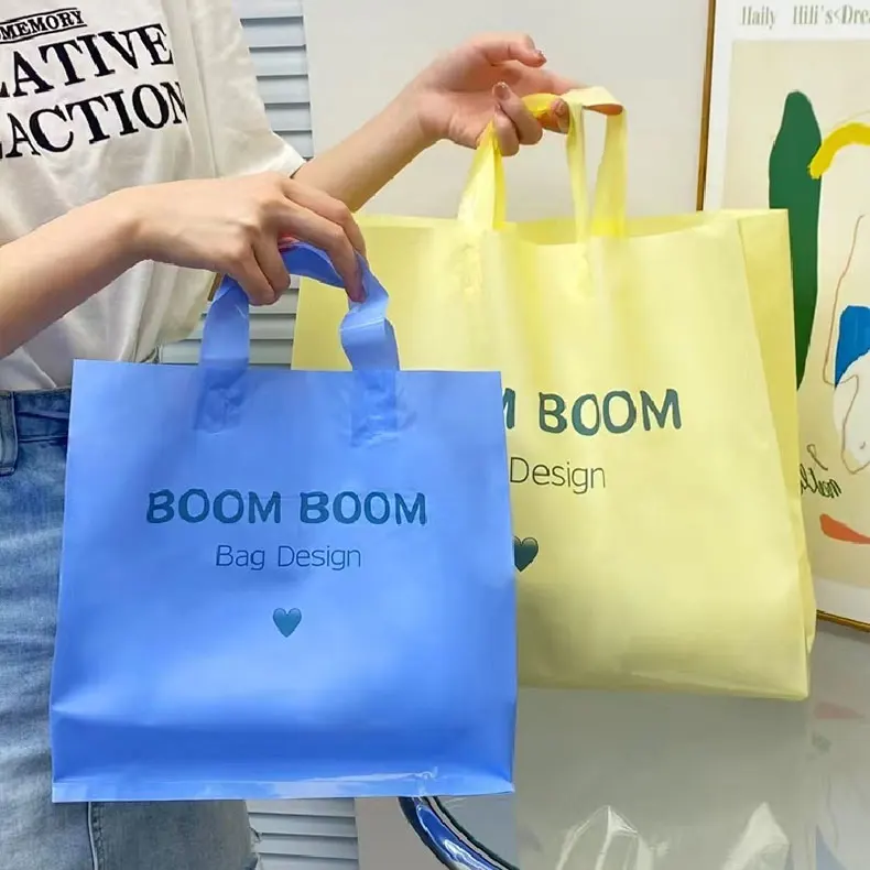 product custom thick hdpe plastic packaging bags with die cut handle convenient carrier shopping bag for supermarket  exhibition-3