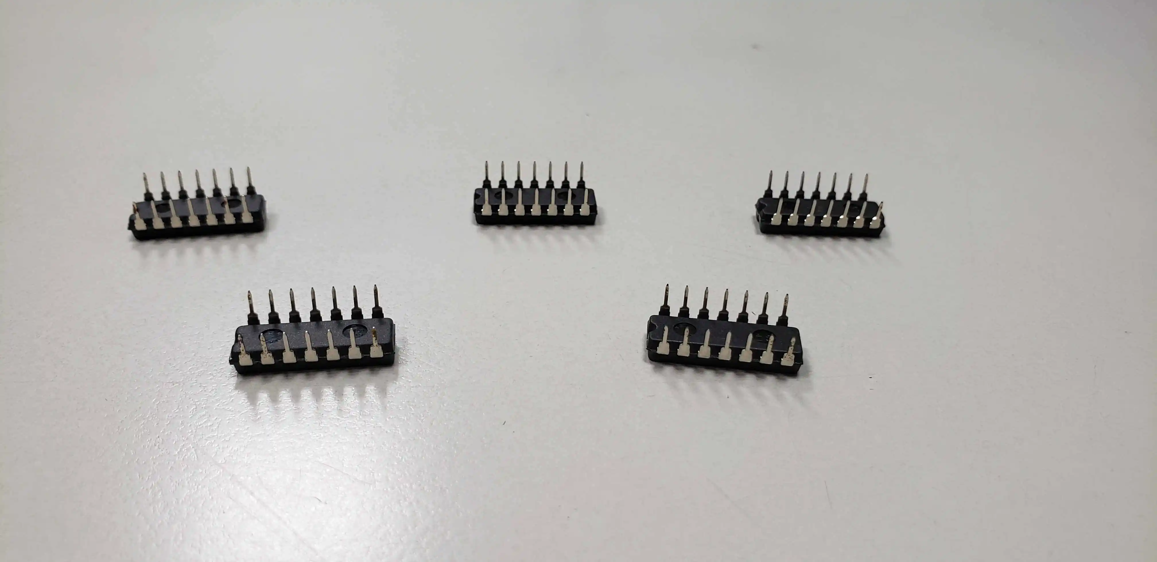 CMOS Quad 2-Input NAND Schmitt-Trigger Datasheet (Rev. A