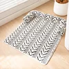 Leaf pet mat-black
