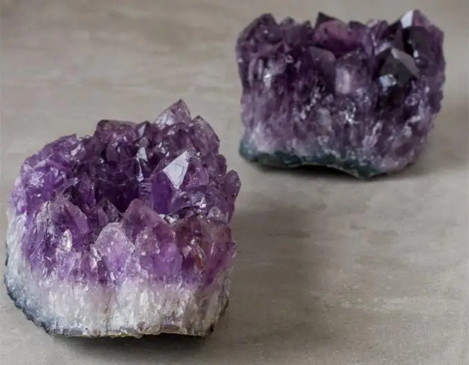 Подсвечник из натурального