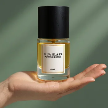 Wholesale clear Glass Perfume Bottle 100ml 50ml 30ml Round Perfume Glass Bottle Empty Perfume Spray Bottle With Wooden Cap