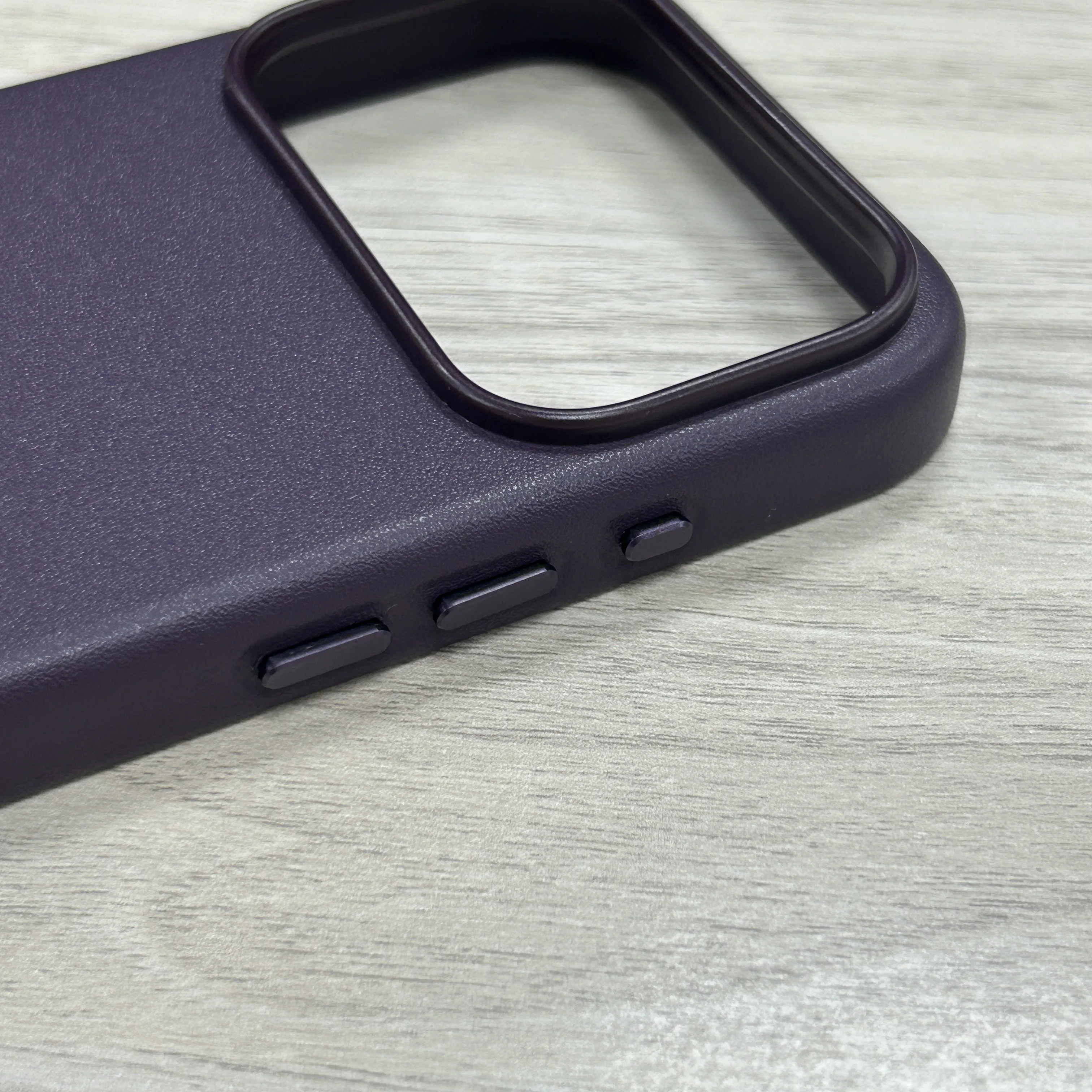 product laudtec pu smooth leather phone case for iphone air 17 16 pro max support lanyard simple business back cover shockproof sjk1101-8