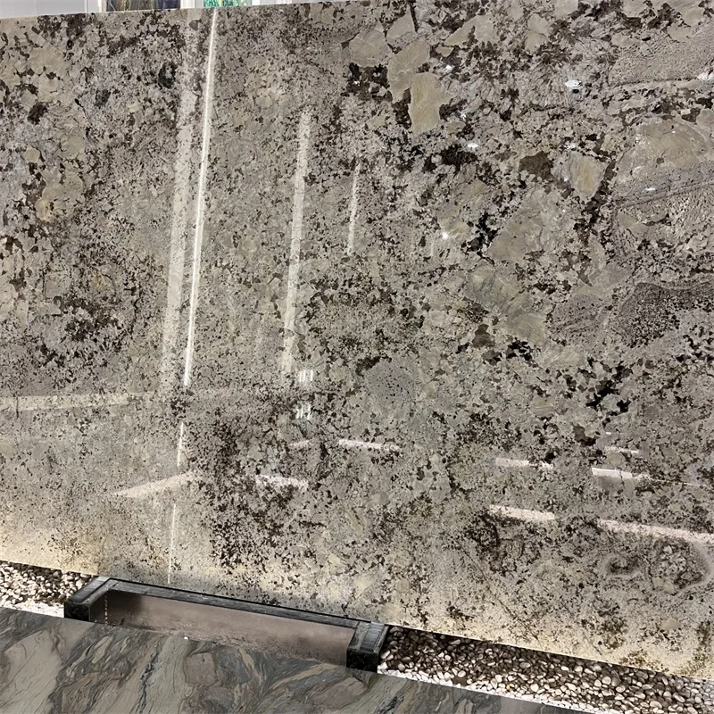 Изготовленные на заказ роскошные подсвечиваемые плиты из бразильского кварцитового камня «Патагония» для оформления фоновой стены