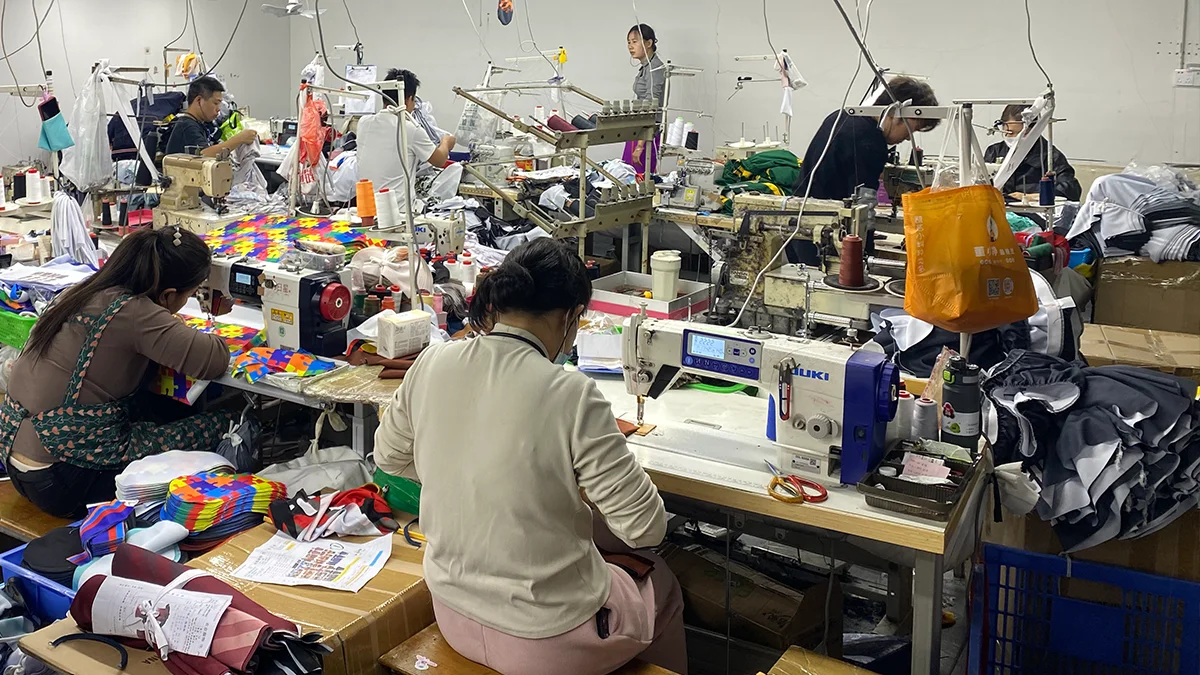 Shenzhen Kingdoms Clothing Co., Ltd.