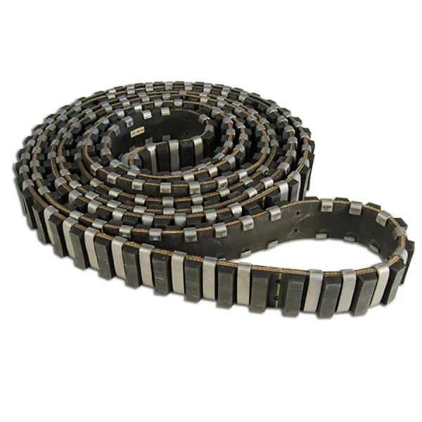 Custom Transmission Cable Puller Caterpillar Belt Drive Rubber Flat Street Sweeper Elevator