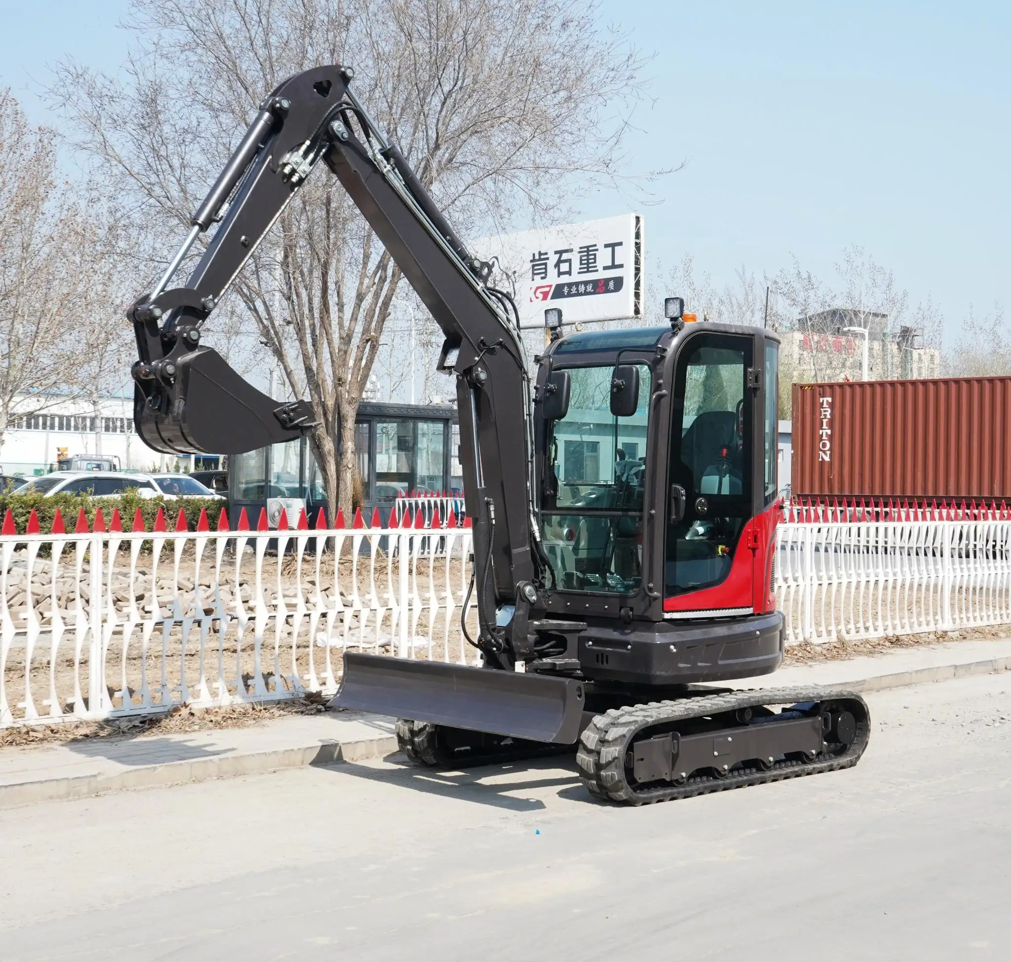 rino Rhinoceros XN35 Mini Excavator 3.5 Ton Digger for Sale – Compact