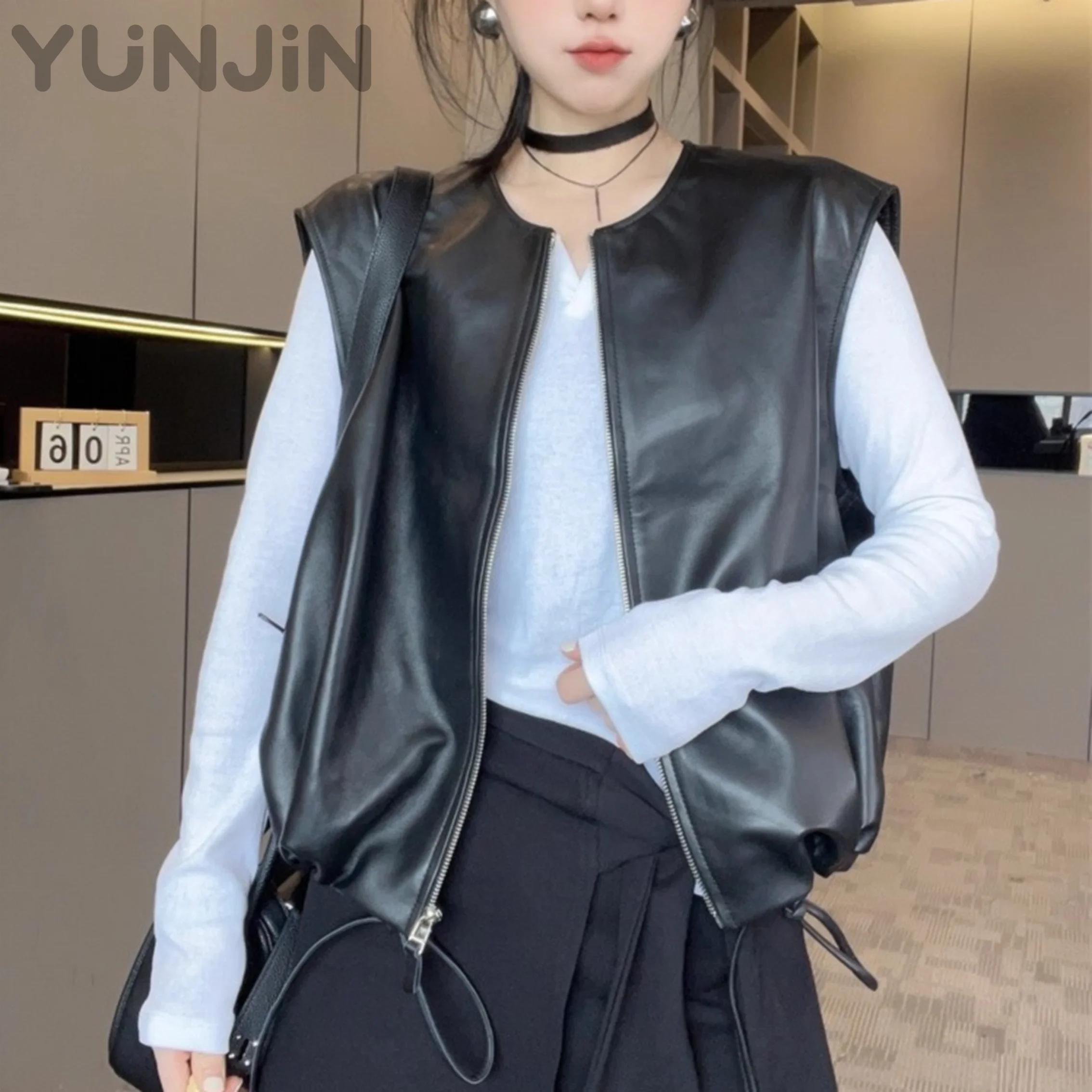 Women Sheep Leather Vest Cropped Round Neck Sleeveless
