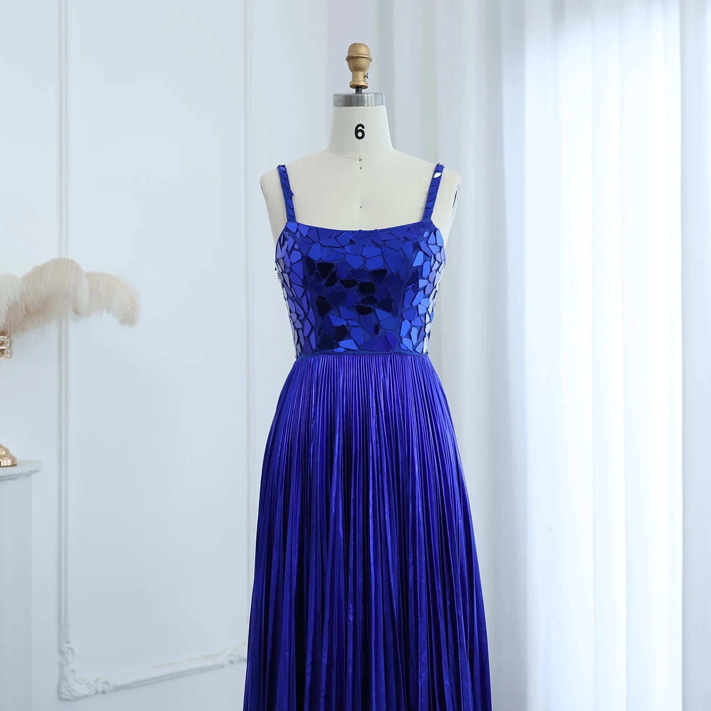 Sparkly Diamond Royal Blue Long Evening Dresses for Women Wedding Elegant Silver Gold Formal Party Gowns SZ064-1| Alibaba.com Sparkly Diamond Royal Blue Long Evening Dresses for Women Wedding Elegant Silver Gold Formal Party Gowns SZ064-1| Alibaba.com