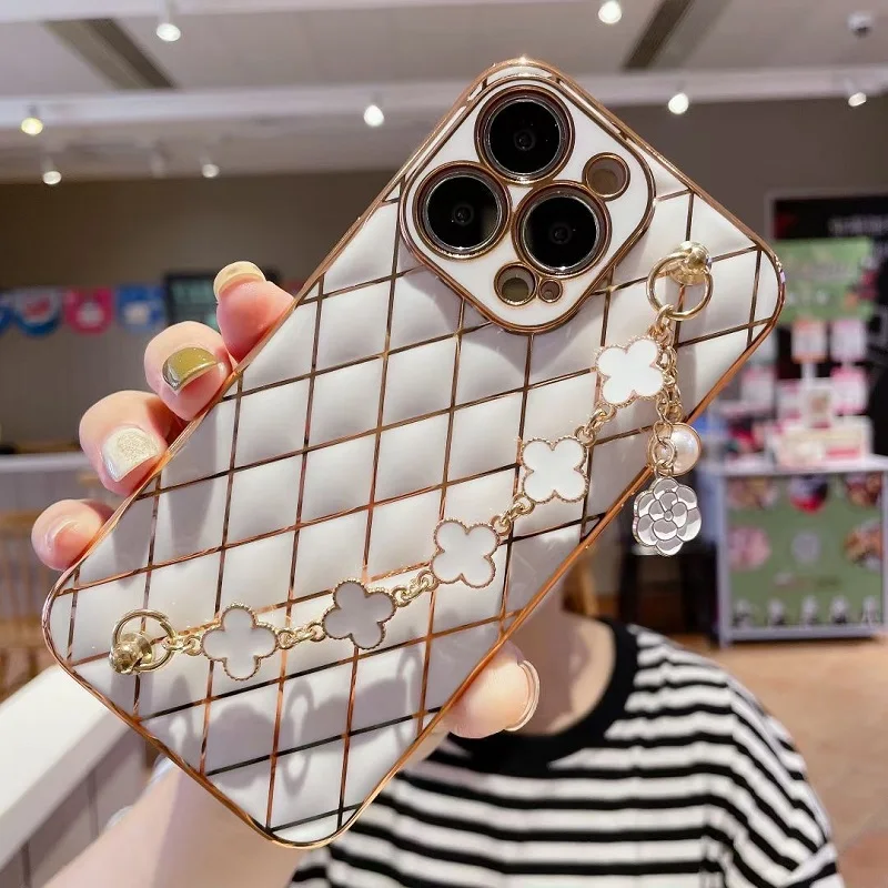  Luxury Plating Diamond Bracelet Chain Phone Case for