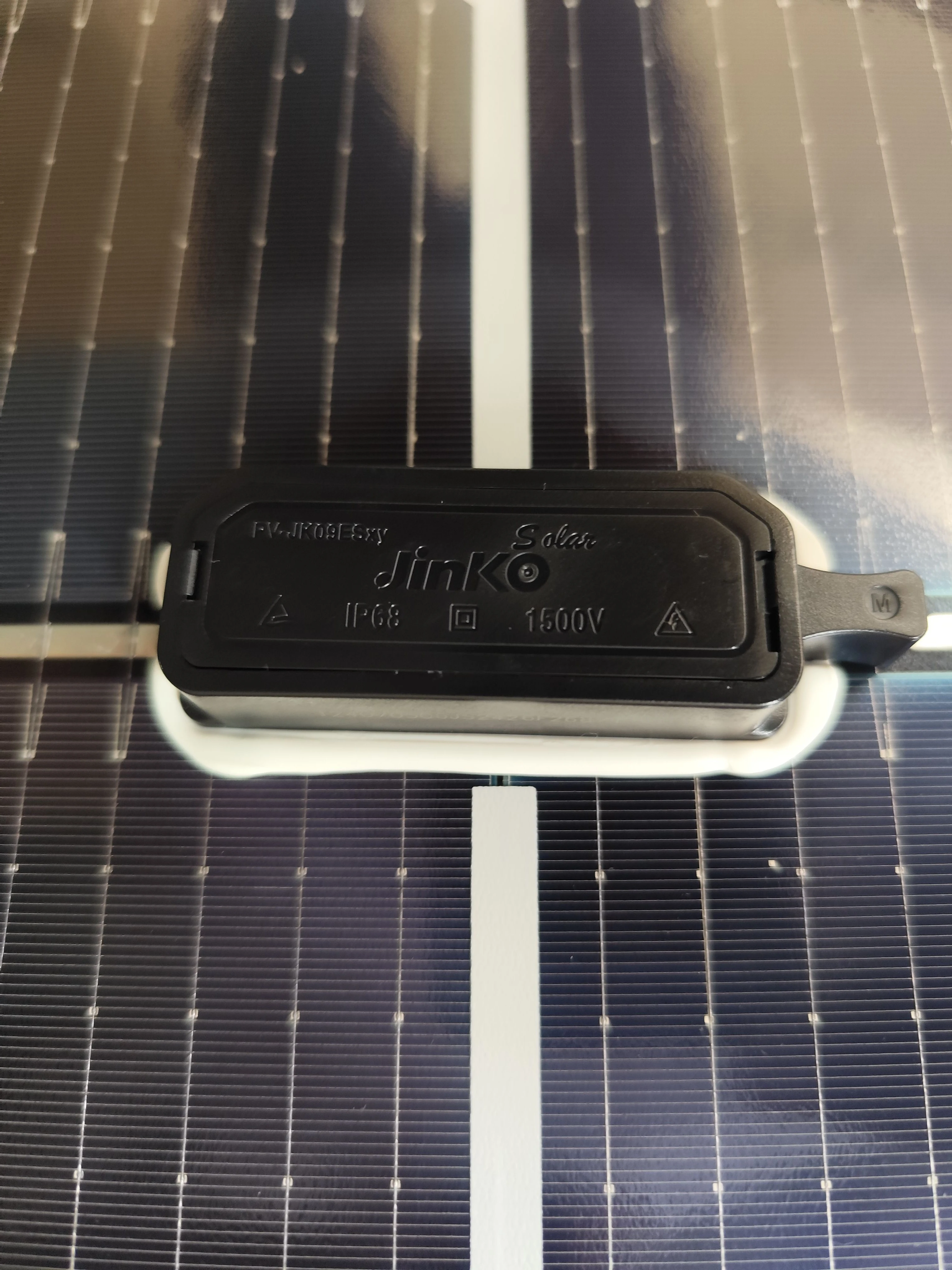 Jinko Solar 615W Monocrystalline Dual Glass Panels - Efficient N