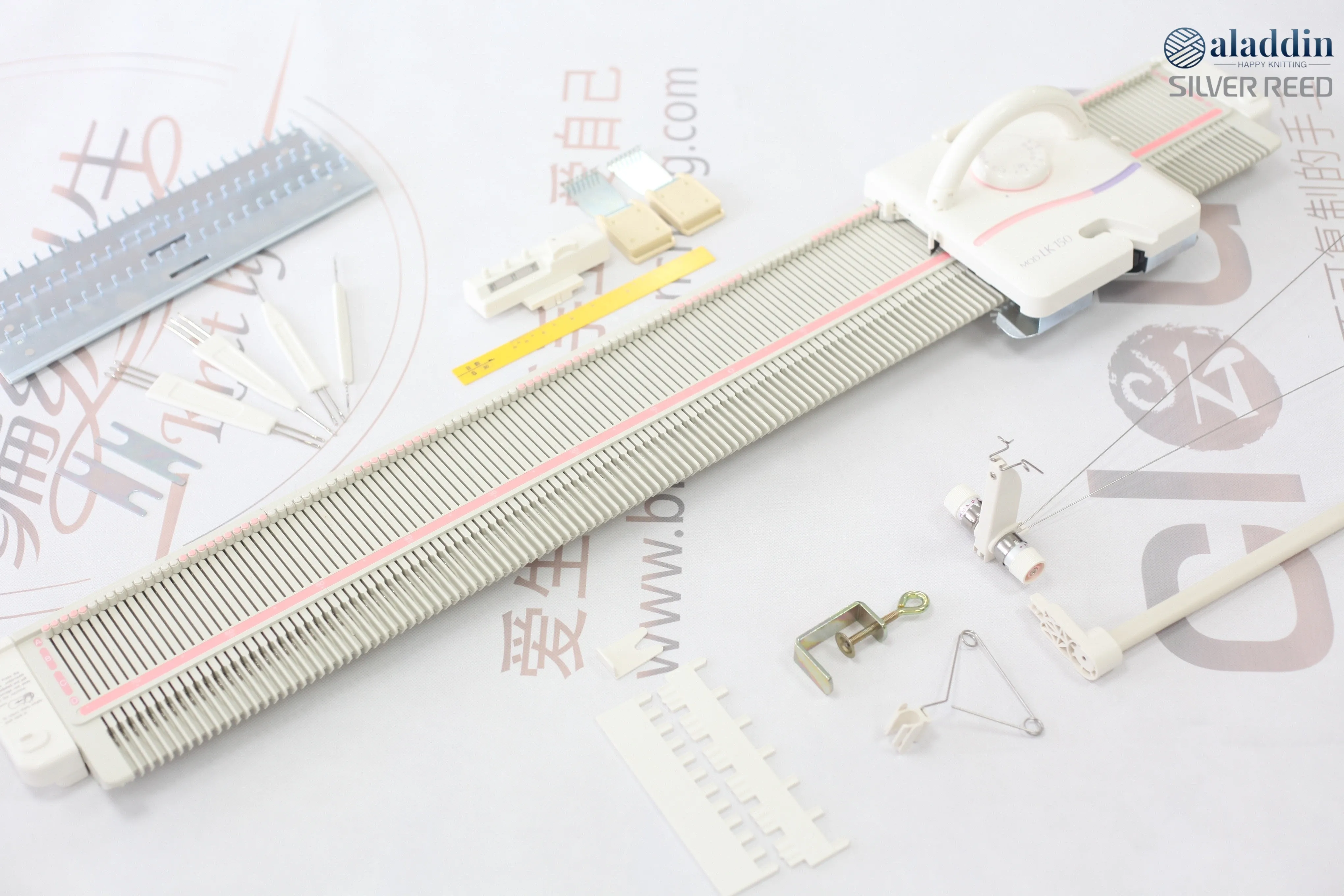 Recruiting Agents Beginner Hand-Driven Weaving Machinery for Home Use Condition Knitting Machine for Silver Reed LK150