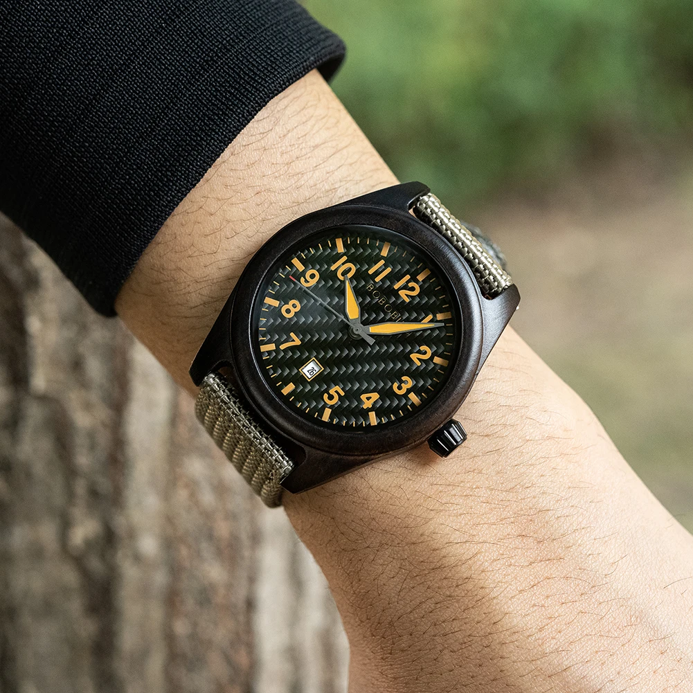 quickshipment High Quality Japanese Quartz Movement Carbon Fiber Pattern Dial Multicolor Optional Nylon Strap Quartz Wood Watch