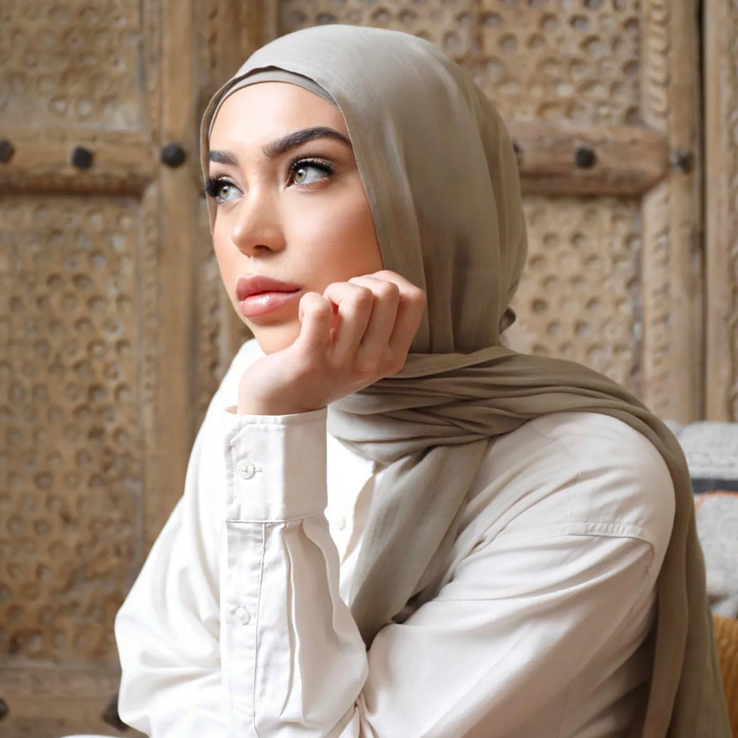 Custom Logo Lightweight Double Stitches Viscose Rayon Shawl - Main Image