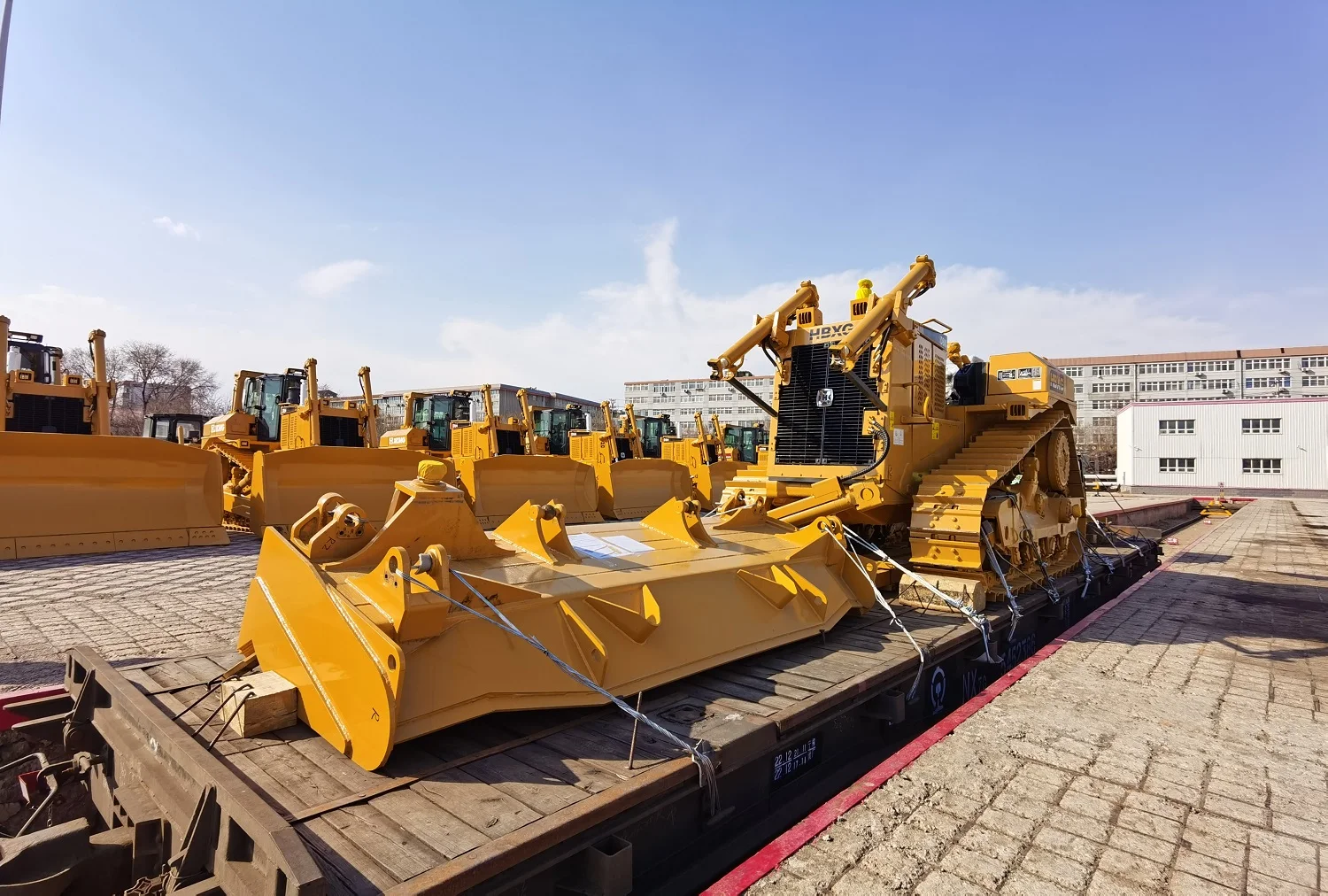HBXG High Performance 320Hp Crawler Bulldozer SD8N