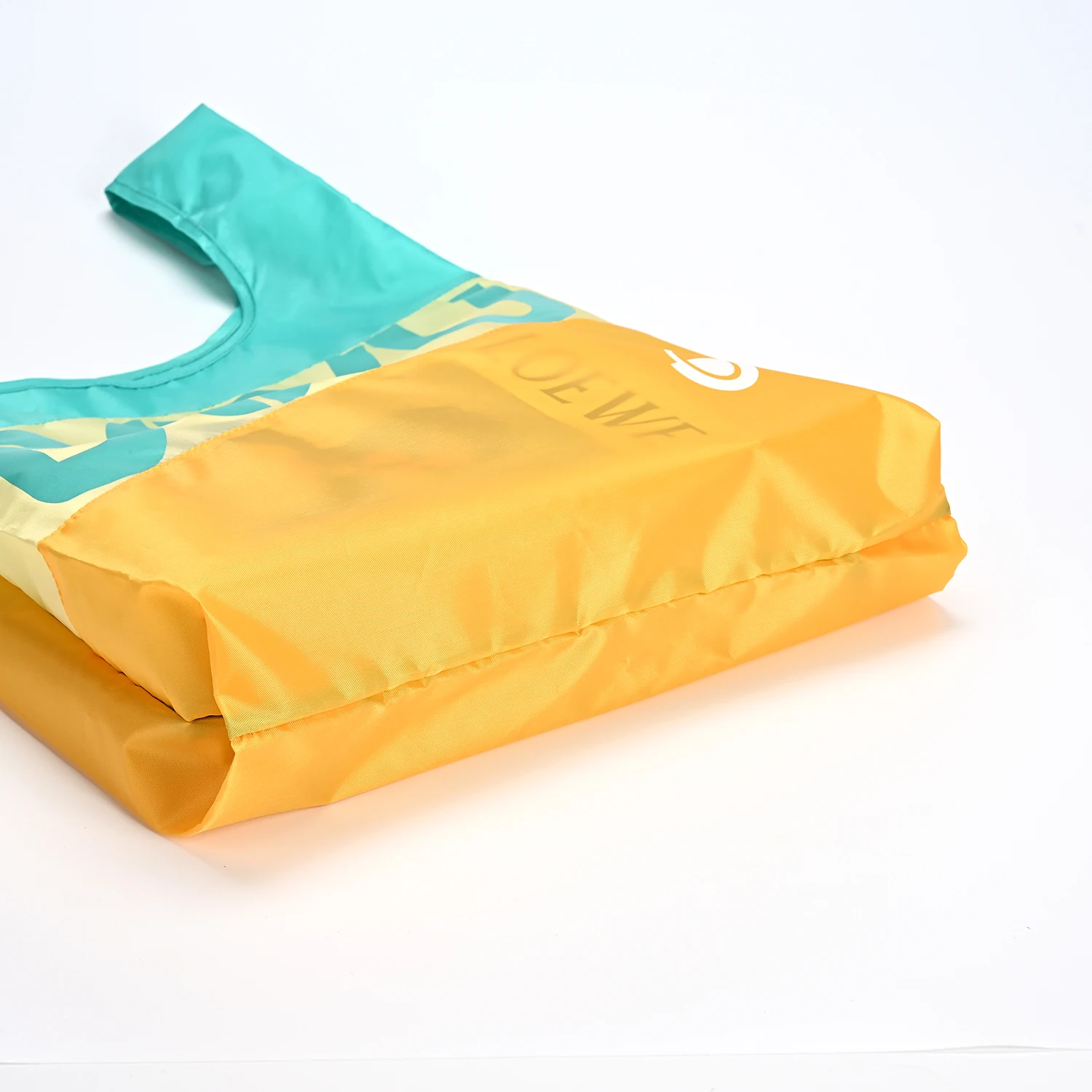 Promotional Foldable High Quality Reusable Cheap Large Customized Hand Made Polyester Shopping Bags With Logos manufacture