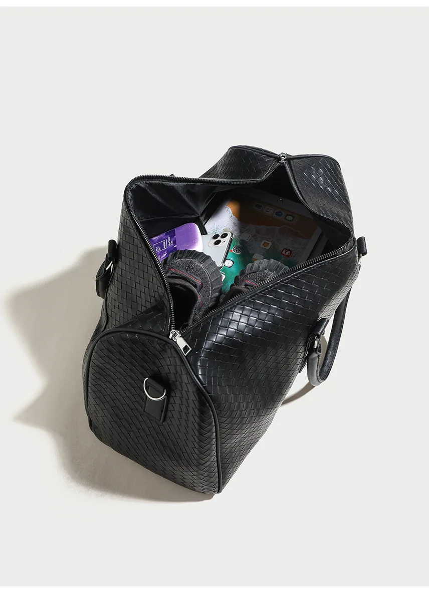 Wholesale Custom Designer Waterproof PU Luggage Luxury Sport Travel Gym Duffle Bag with Zipper Closure Trending Big Bag