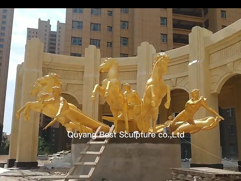 Life Size Fiberglass Resin Animal Statue Rearing Indian Horse Sculpture