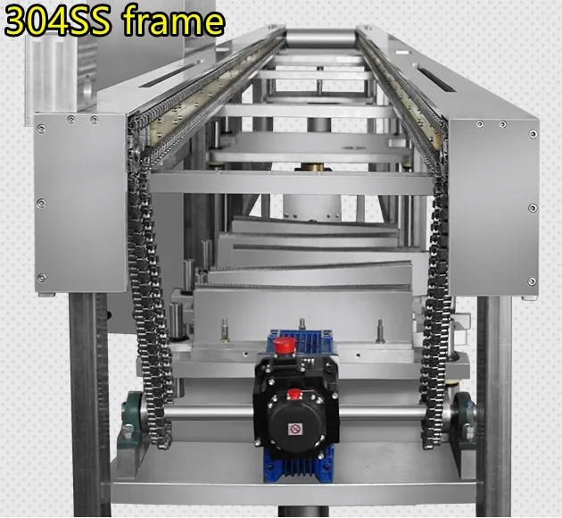 Flexible film thermoforming vacuum packaging machine