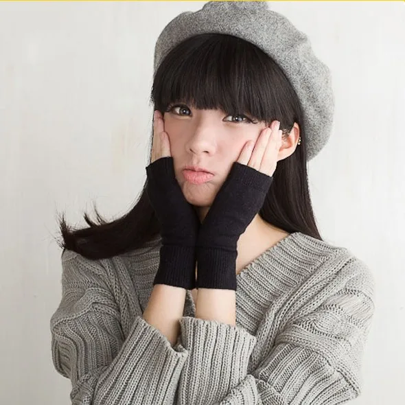 Fingerless Gloves (7).jpg