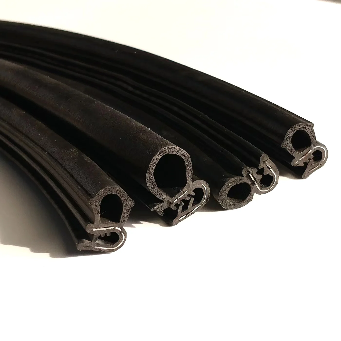 Windshield U Shape Rubber Seal Strip For Window Sealing Profile Strip