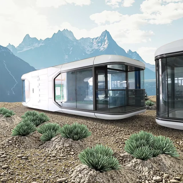 Direct Sales From Guangdong Factory Luxury Mobile Space Cabin Prefabricated Container House Made of Sandwich Panel