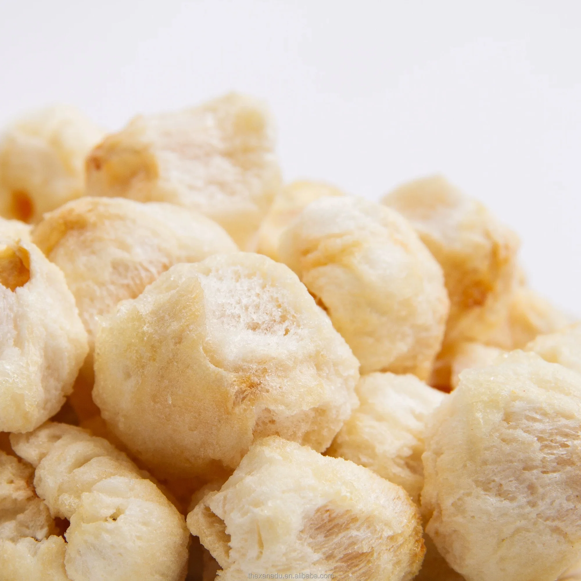 Freeze Dried Lychee Pieces Without Seeds Organic Crispy Litchi Fruit for Juice/Bakery/Snacks/Powder Wholesale 0 Sugar 0 Fat