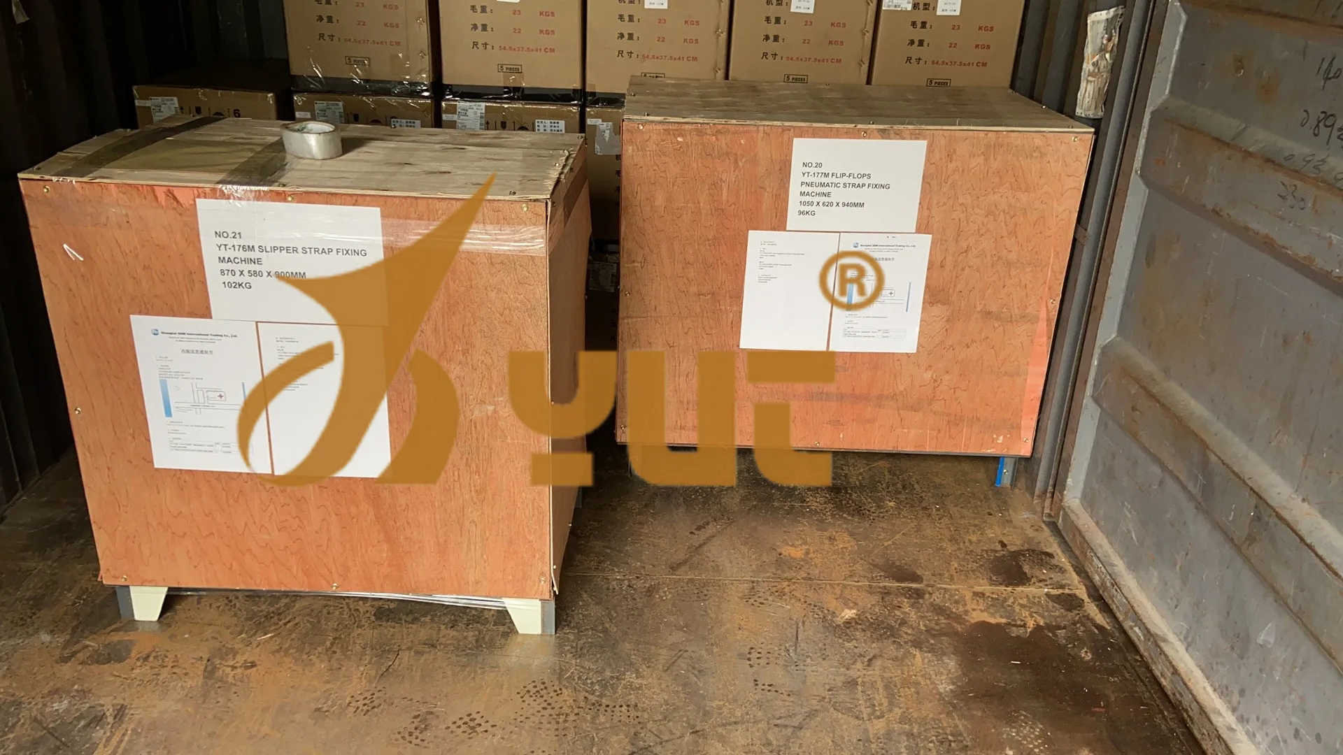 YT-212M Semi-automatic Flip Flops Hole Drilling Punching Slotting Machine Flip Flops Making Machines Slipper Machine