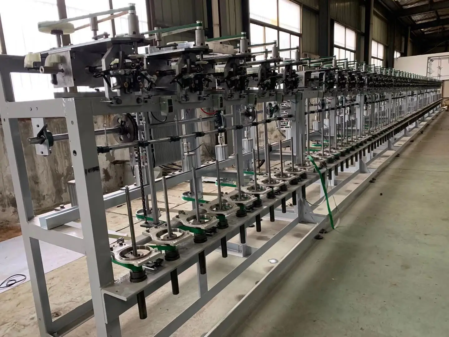 Chenille Yarn Making Machine with Twisting for Silk Winder Chenille Yarn for Knitting Machine
