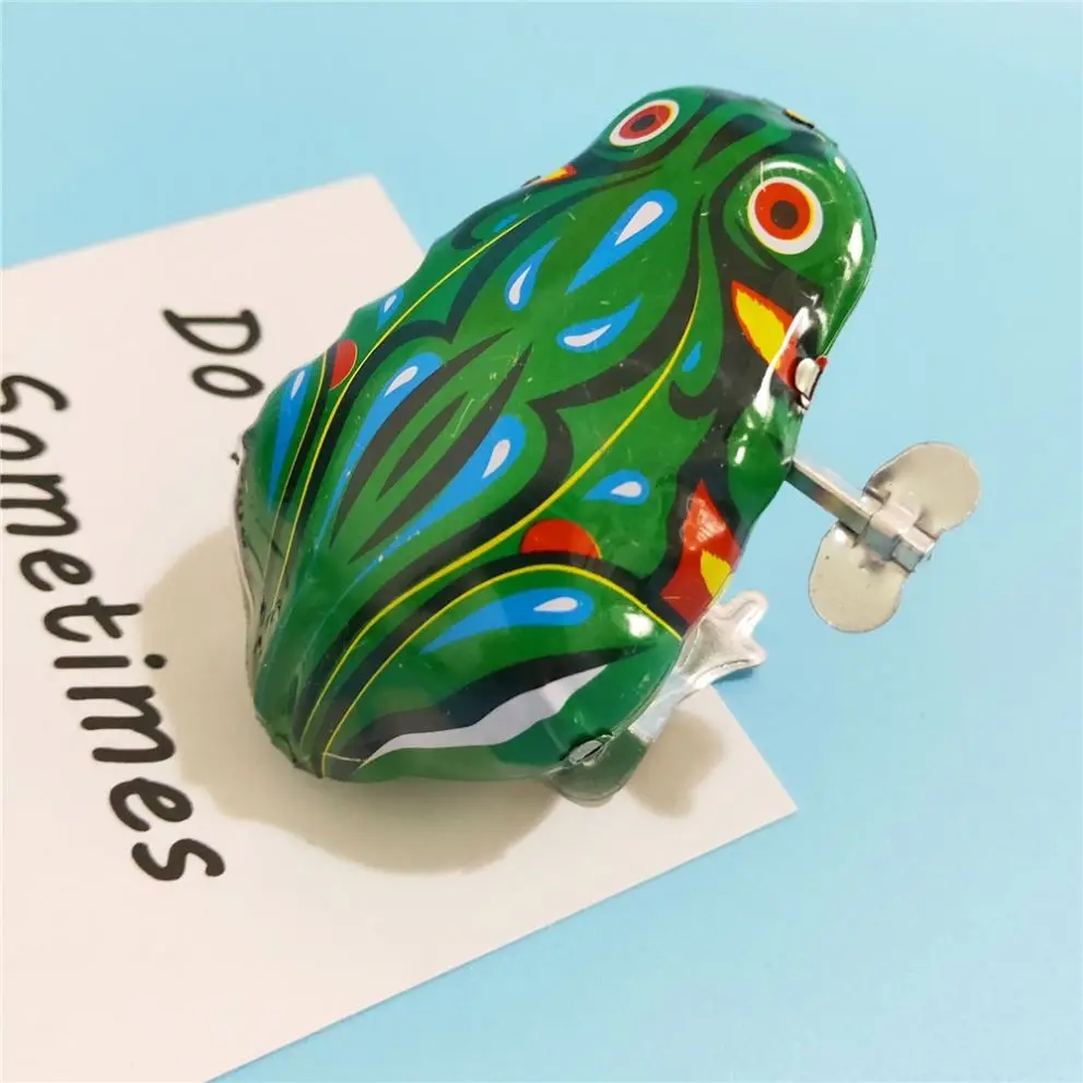 Дешевые Детские Классические жестяные заводные игрушки прыгающая лягушка прыгающий член Беговая крыса для детей забавные Развивающие