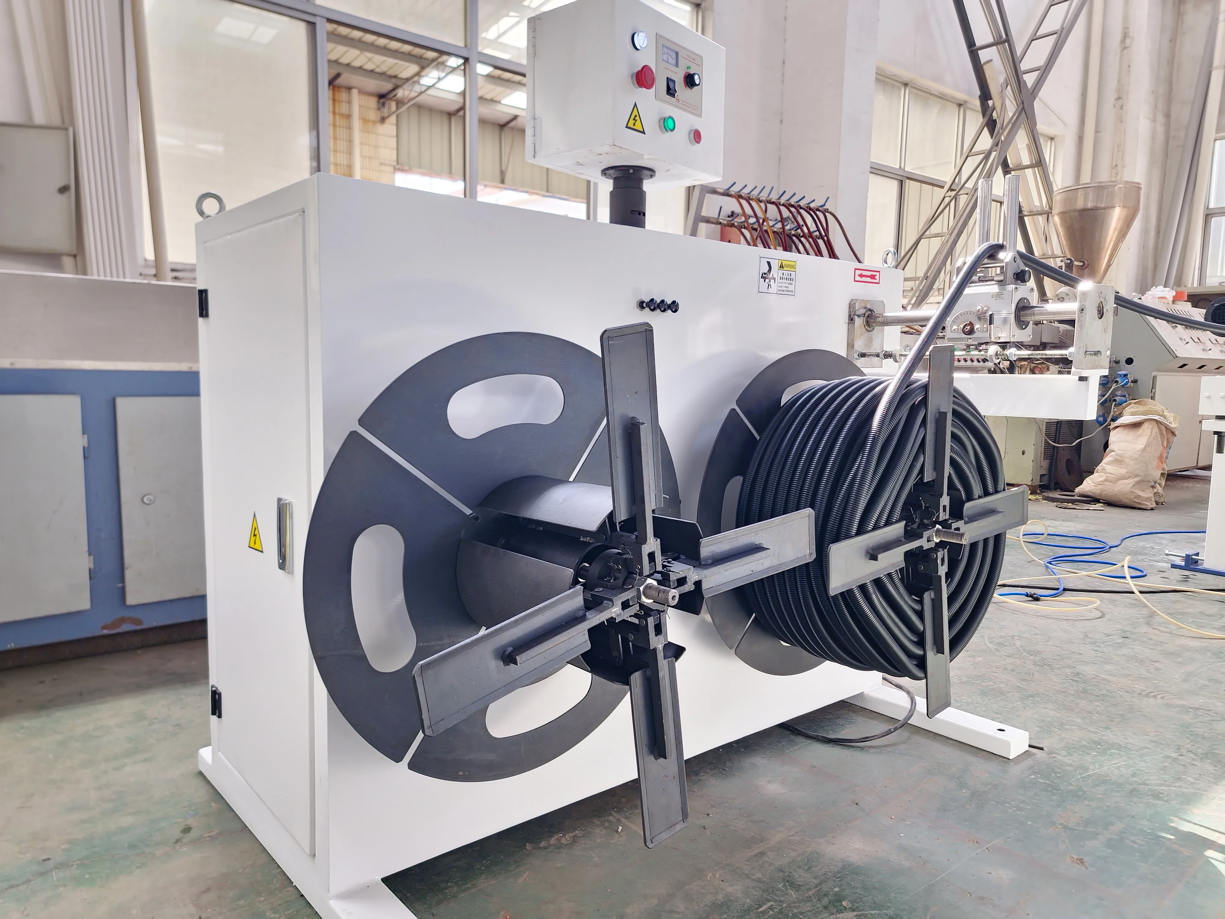 Plastic PVC PP PE HDPE Double/Single Wall Spiral Winding Sewer Electrical Conduit Corrugated Pipe Tube Extrusion Line Machine