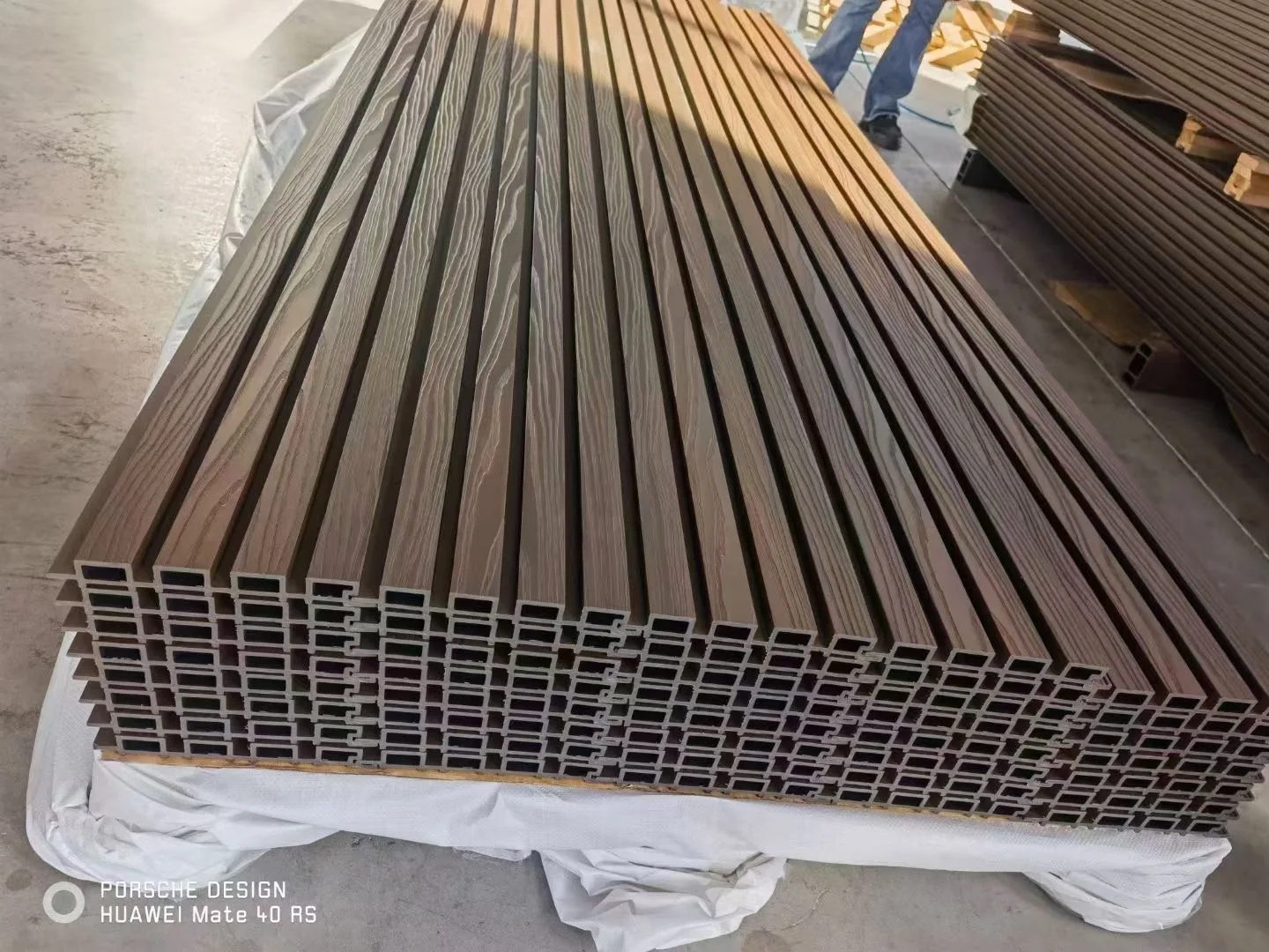 2024 Outdoor WPC Wall Cladding - Durable & Stylish Panels