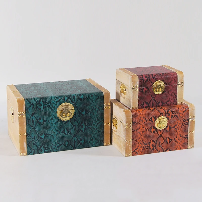 Wholesale Large Wooden Treasure Trunk Box Stash Boxes for Jewelry Storage  Cards From m.