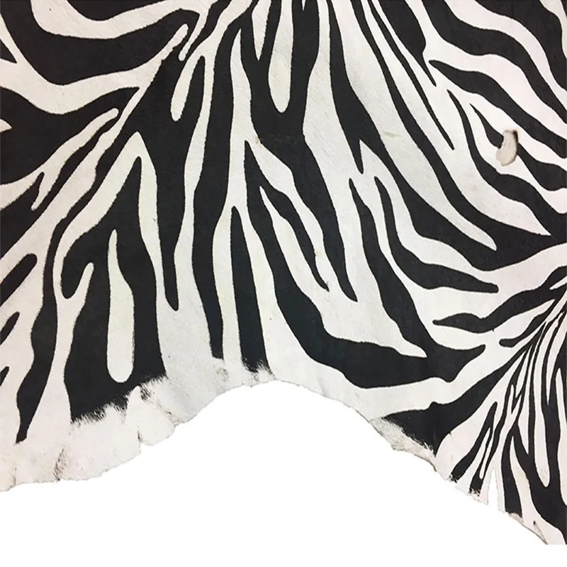 First Layer Cowhide Leather from Tiger Grain Cow Fur Black White Leather Sofa Clothing Luggage Horse Fur for Shoes Furniture