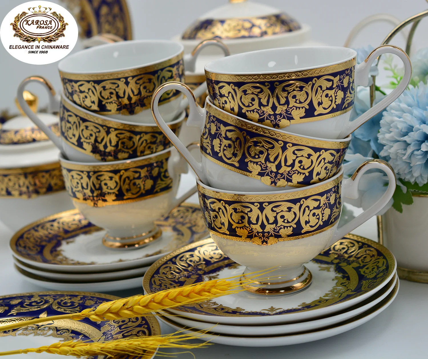 YBK Tech Set Tazza E Piattino In Bone China - 200ml Con Bordo Dorato E Motivo Floreale In Rilievo - 5