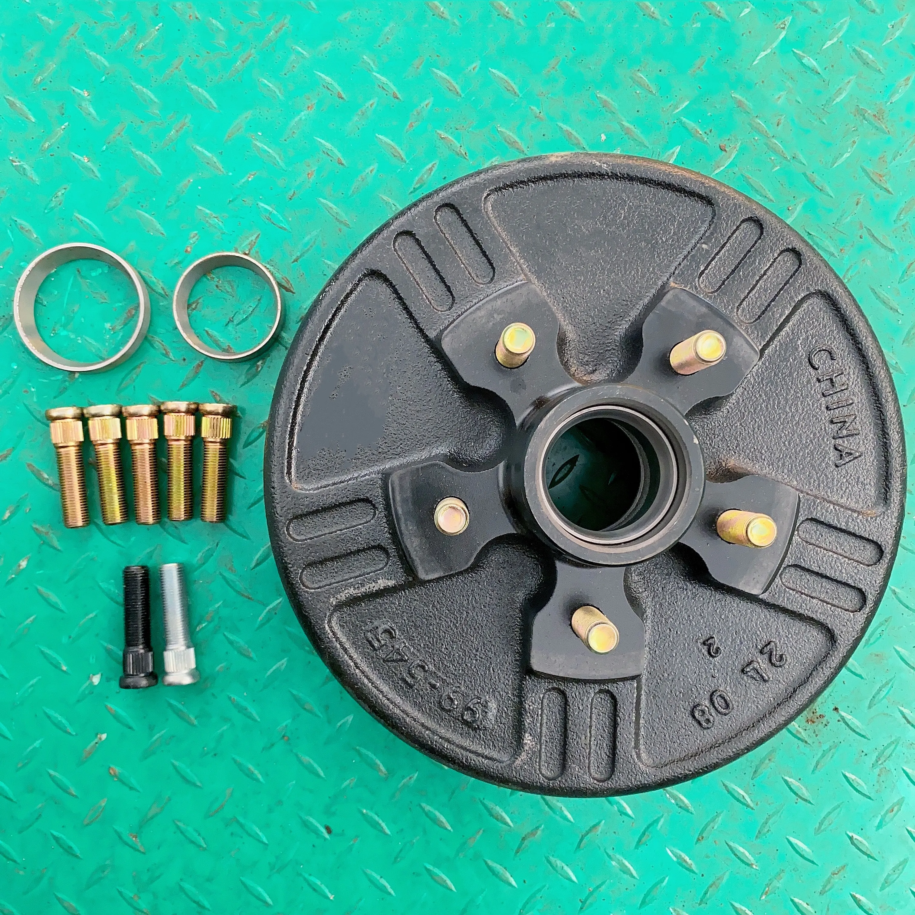 Low Prices Trailer Wheel Trailer Wheel Hub 8 Hole 6.5 Trailer Hub And