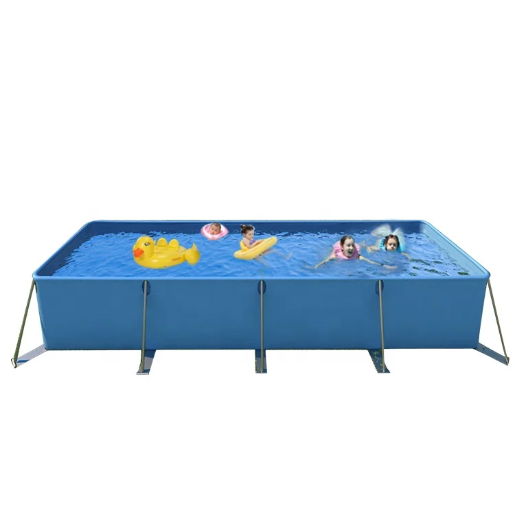 Большой прямоугольный бассейн для семейного бассейна