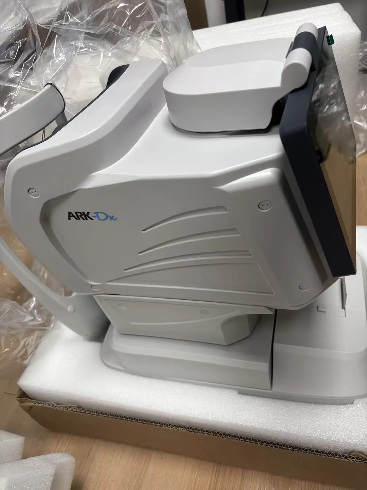 ARK-DX Fully Automatic Autorefractor Digital Auto Refractometer Keratometer Autorefractometro