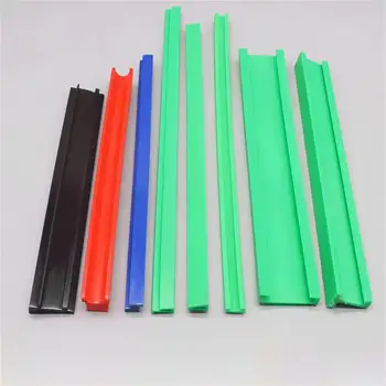 Durable PE Wear Strips Durable PP Moulding Via Extruding Polymer Lining Guardrail Strips Conveyor Guide Rail Guide Troughs Plane