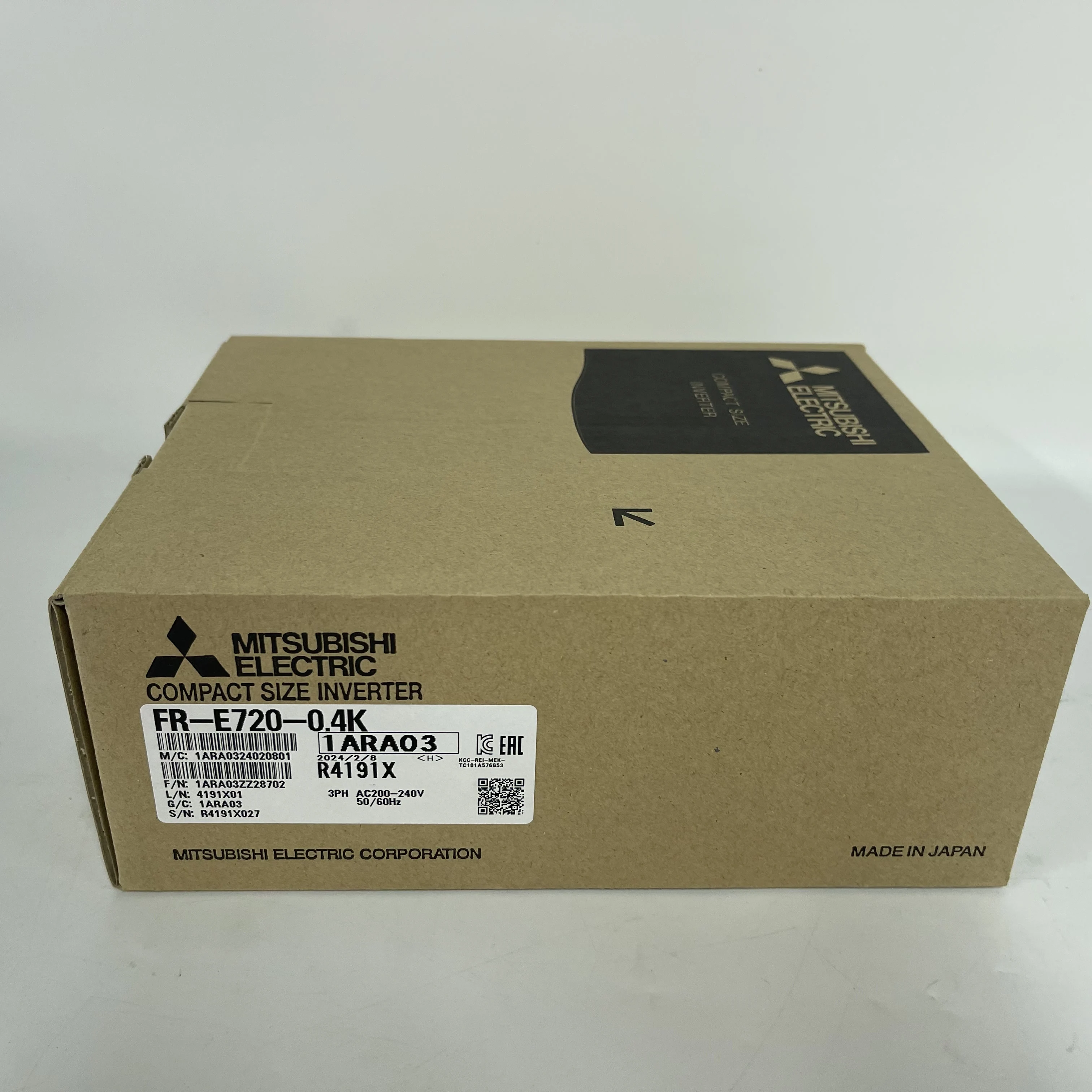 MITSUBISHI ELECTRIC Compact Frequency Inverter FR-E720-0.4K