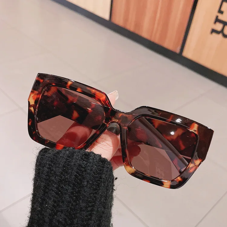 2021 Di Estate Delle Signore Occhiali Alla Moda Di Trasporto Shades Occhiali  Da Sole Occhiali Da Sole 3922 - Buy Signore Occhiali Da Sole 2021,Le Donne  Sunmmer Eyewear,Trendy Shades Occhiali Da Sole