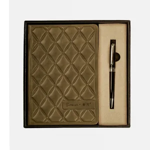 2026 New Arrival Business Gift Set Custom Logo A5 Hardcover Notebook Box Pen Office Wholesale Trending Products