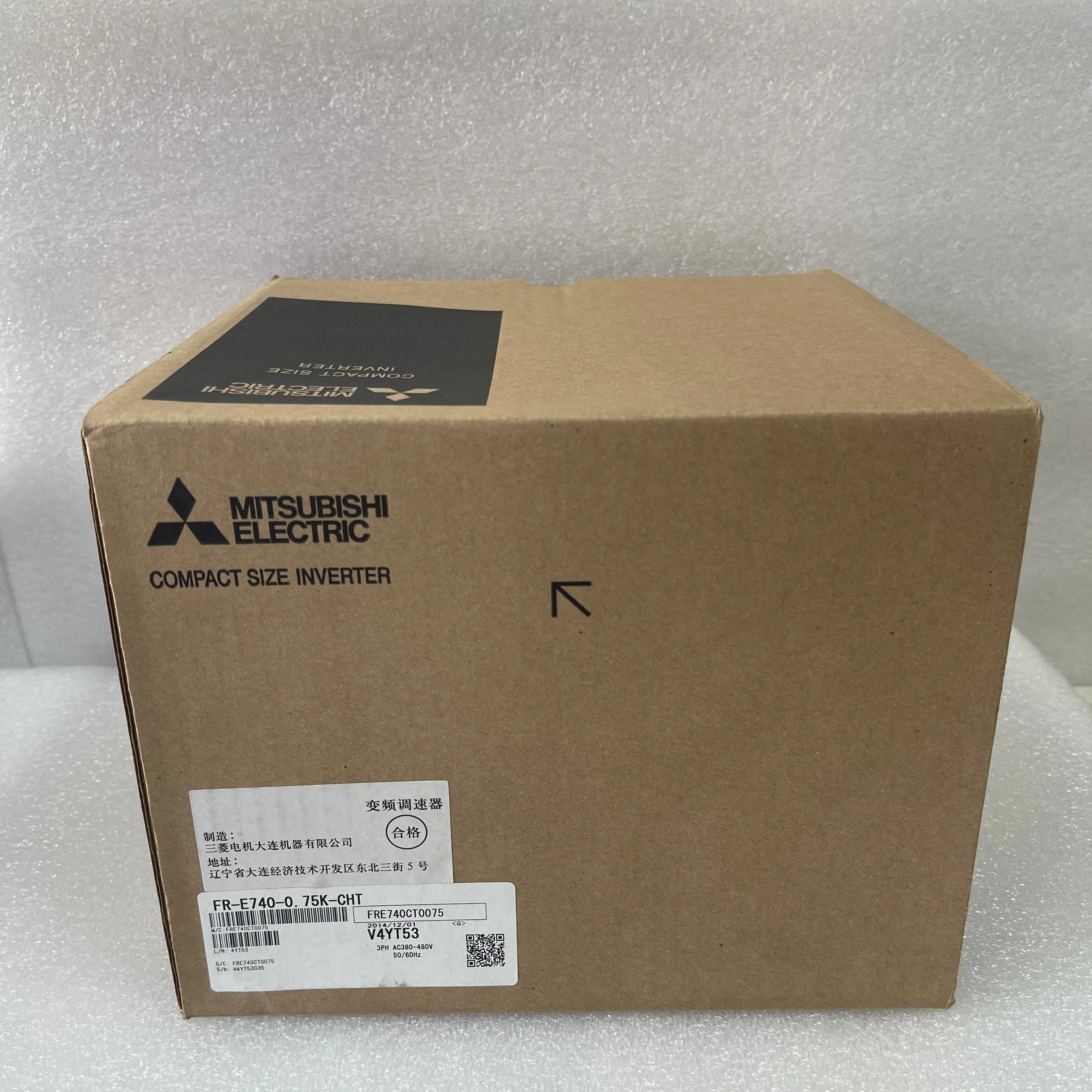 Mitsubishi Compact Size Inverter Frequency Converter FR-E740-0.75K-CHT