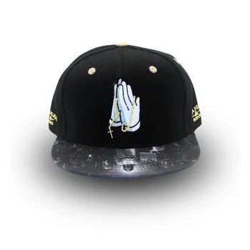 Trendy Custom Embroidered Logo Flat Brim 6 Panel Black Gold Printed Brim Underbrim Baseball Hat Hip-Hop Snapback Cap